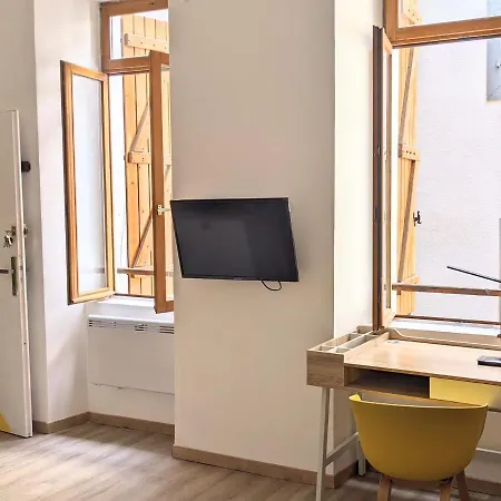 Modern Loft Down Town アパート *