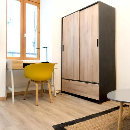 Modern Loft Down Town Apartment